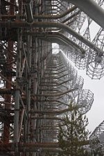 Duga_radar_station_within_the_Chernobyl_Exclusion_Zone,_Ukraine_(09).JPG